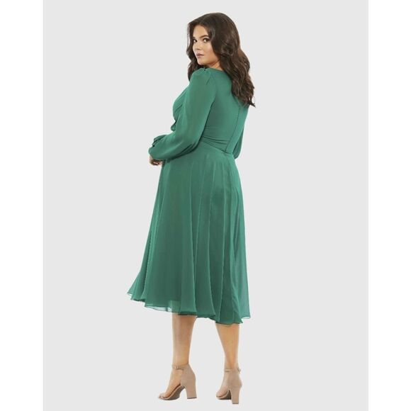 Mac Duggal NWT Chiffon Bishop Sleeve Surplice Dress in Emerald Size 14W - Picture 3 of 8